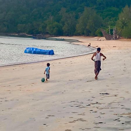 Starlight Beach Resort Koh Phayam Eksteriør billede