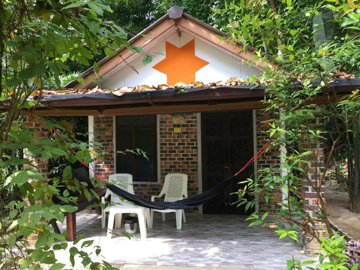 Starlight Beach Resort Koh Phayam Eksteriør billede