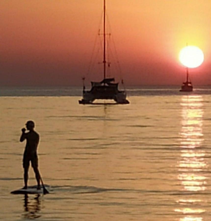 Starlight Beach Resort Koh Phayam Eksteriør billede